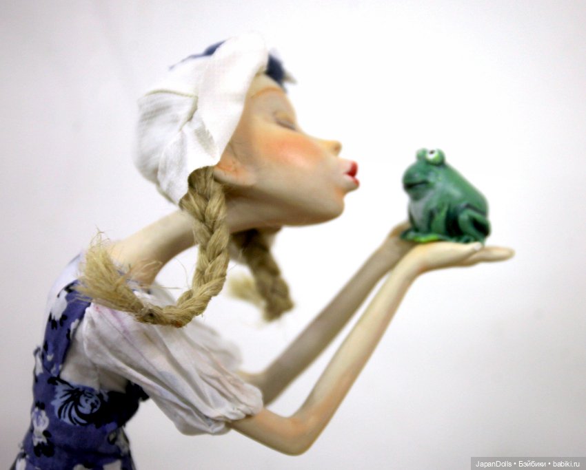 "Маруся в поисках принца" на выставке "Куклы с характером. Четвертая высота" (фото 5)