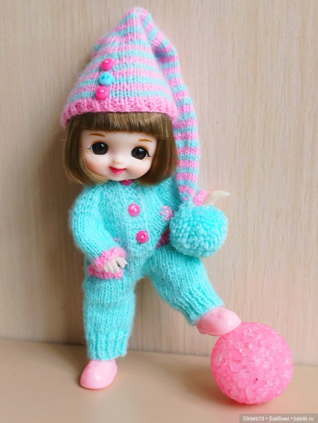 Новый вязаный костюмчик для бабольки Фаи (фото 2)