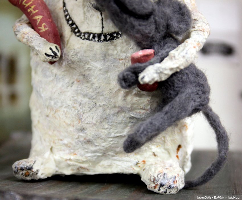 "Друг познается в еде" на выставке "Куклы с характером. Четвертая высота" (фото 6)