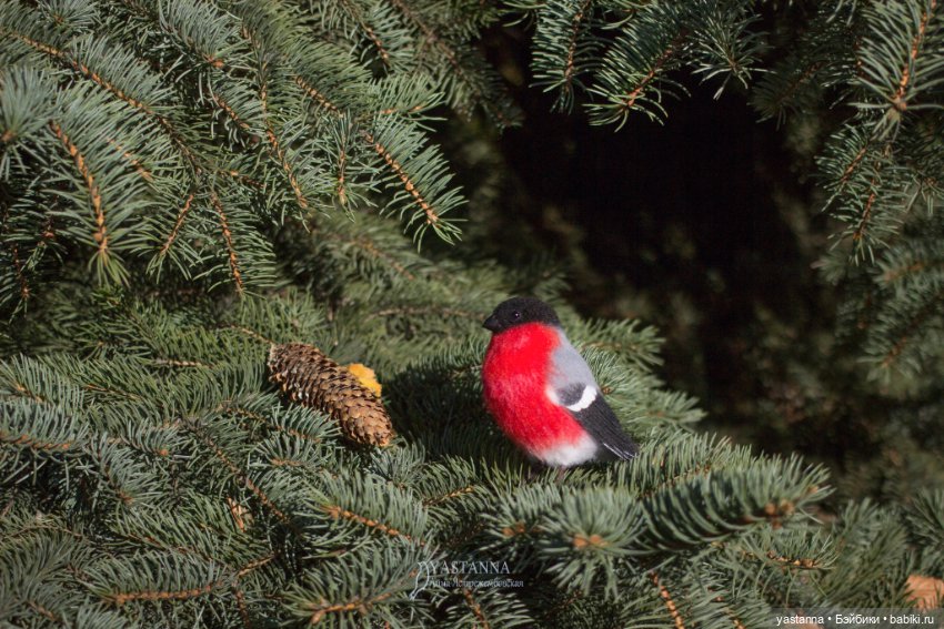 Снегири — Валяные игрушки из шерсти: сухое валяние