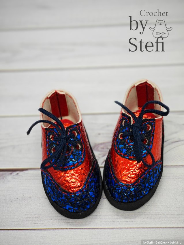 Новые яркие кроссовки для Paola Reina (фото 7)