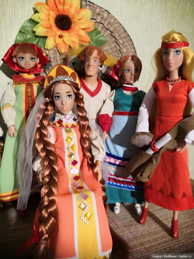 Рады мы вас видеть — Коллекции игровых кукол (Playline): фото полок (фото 8)