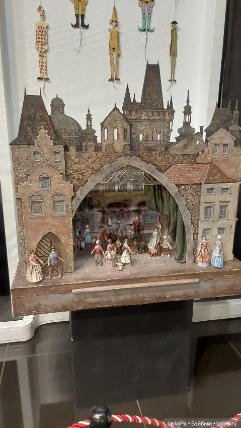 Путешествие с куклой в поисках счастья - Галерея Давыдково. Часть 2