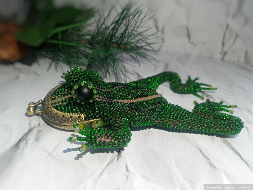 Начала вязать одного, готова к партии