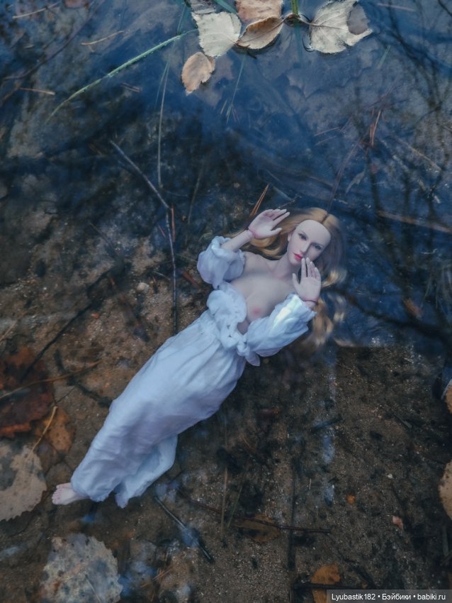 Над водой тишина — Коллекционные экшн