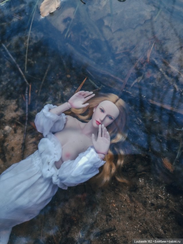 Над водой тишина — Коллекционные экшн