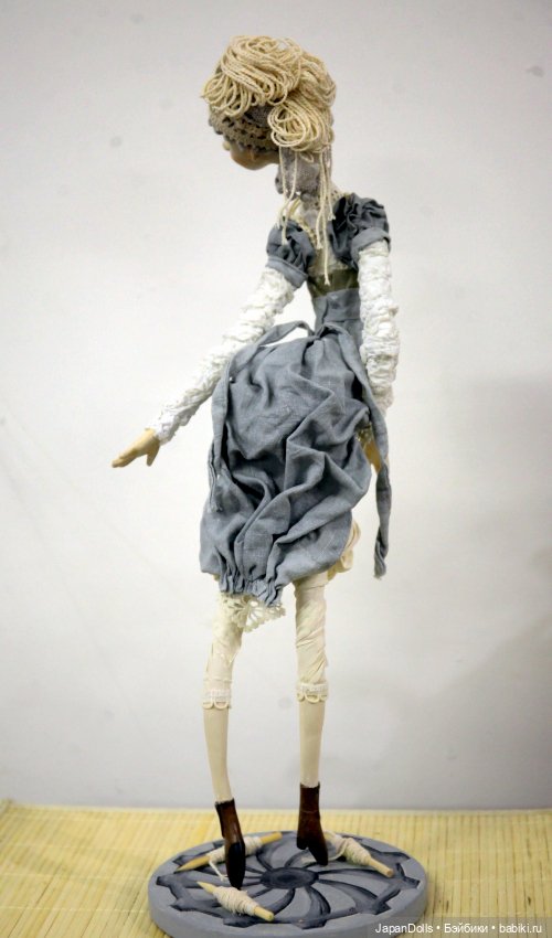 "Веселая ткачиха" на выставке "Куклы с характером. Четвертая высота" (фото 8)