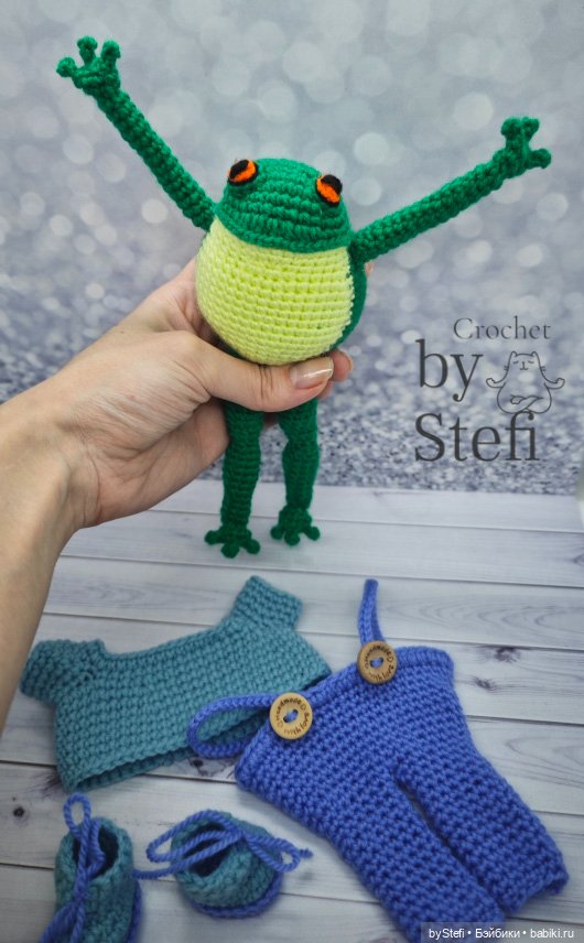 Модный лягух — Вязаные игрушки и амигуруми: крючком