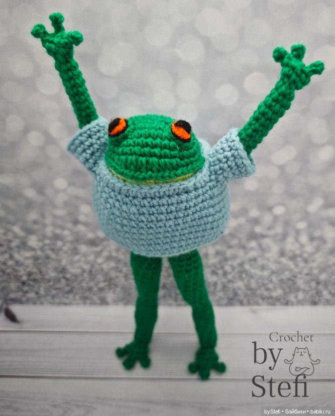 Модный лягух — Вязаные игрушки и амигуруми: крючком