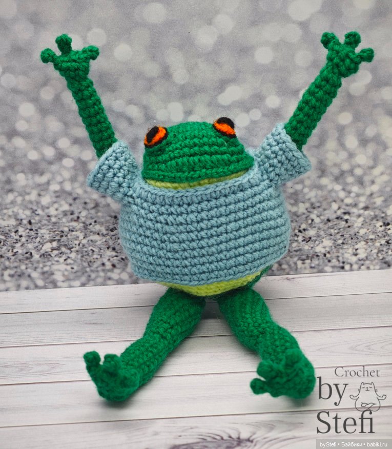 Модный лягух — Вязаные игрушки и амигуруми: крючком