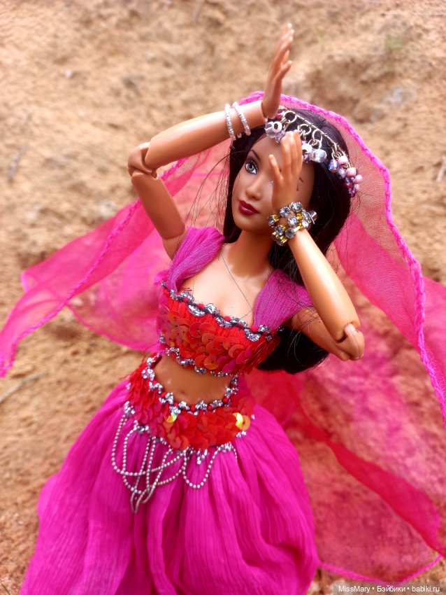 Рекха - Танец в пустыне — Куклы Barbie (Барби): Looks (фото 10)