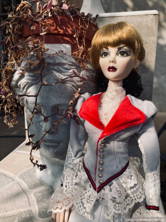 Такая разная Evangeline Ghastly - Stardust (фото 3)