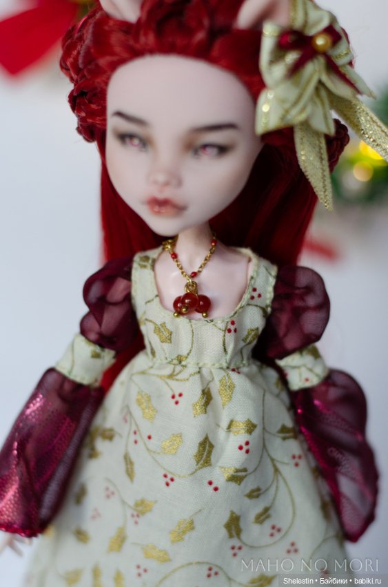 Зимние наряды - Золотой остролист (фото 2)