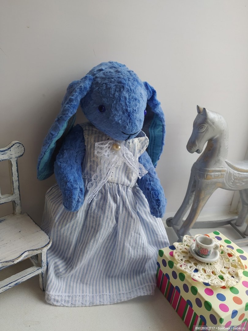 Знакомьтесь: зайка-девочка