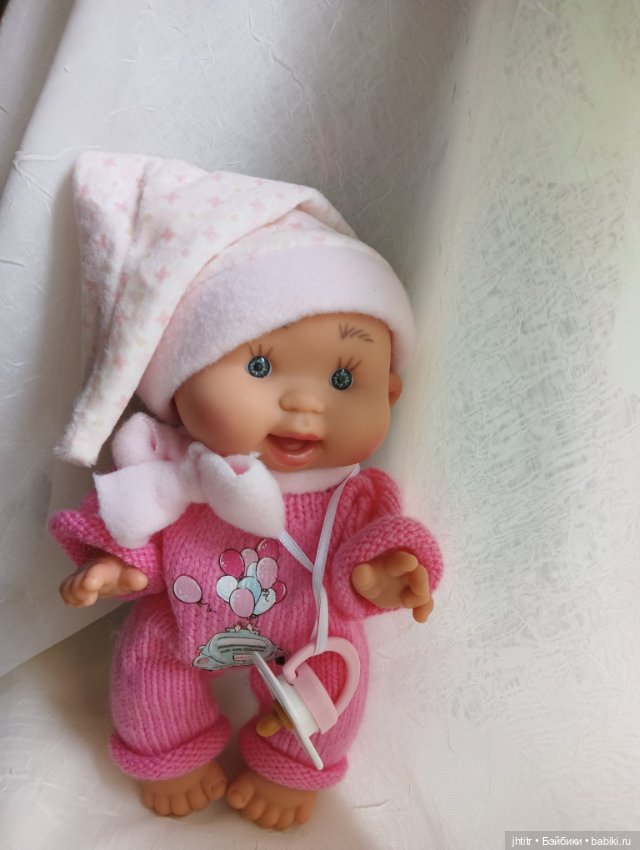 А Вы переодеваете своих кукол по сезонам (фото 6)