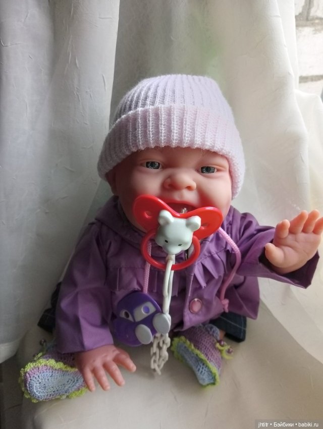 А Вы переодеваете своих кукол по сезонам (фото 9)