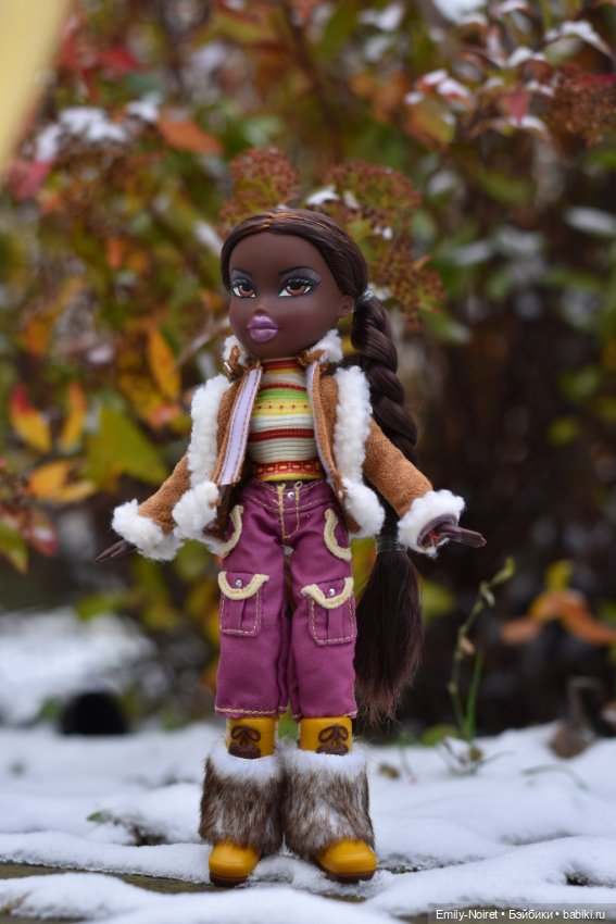 Первый снег — Коллекции игровых кукол (Playline): фото полок (фото 9)