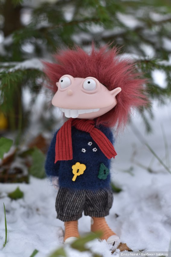 Первый снег — Коллекции игровых кукол (Playline): фото полок (фото 6)