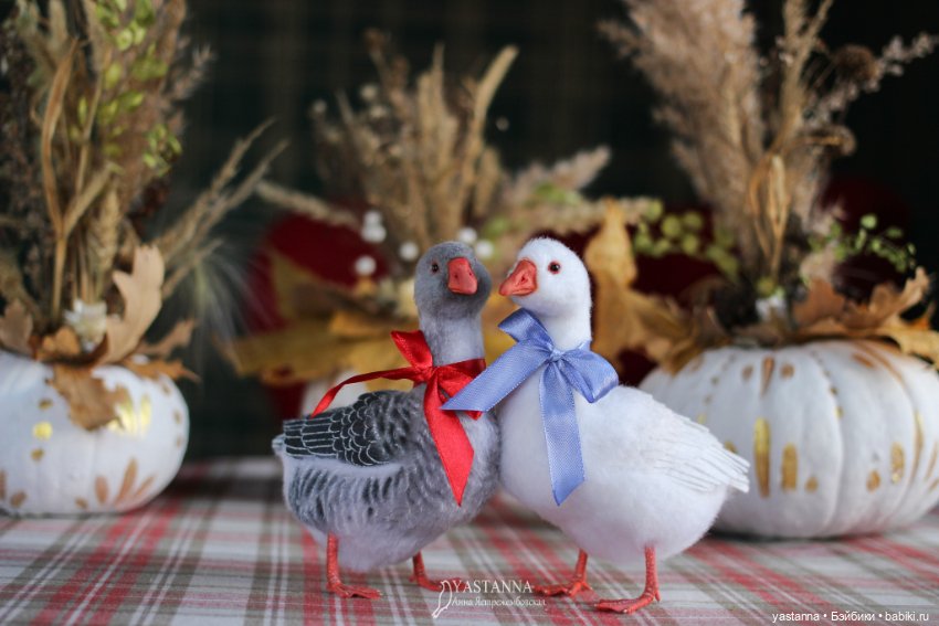 Жили у Бабуси — Валяные игрушки из шерсти: сухое валяние (фото 4)