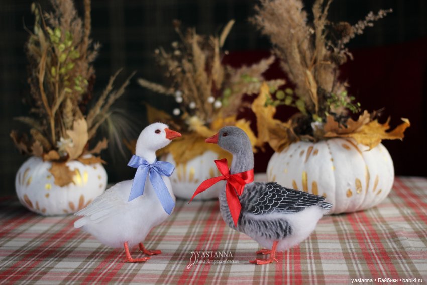 Жили у Бабуси — Валяные игрушки из шерсти: сухое валяние (фото 9)