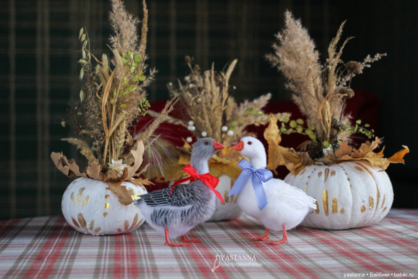 Жили у Бабуси — Валяные игрушки из шерсти: сухое валяние (фото 2)