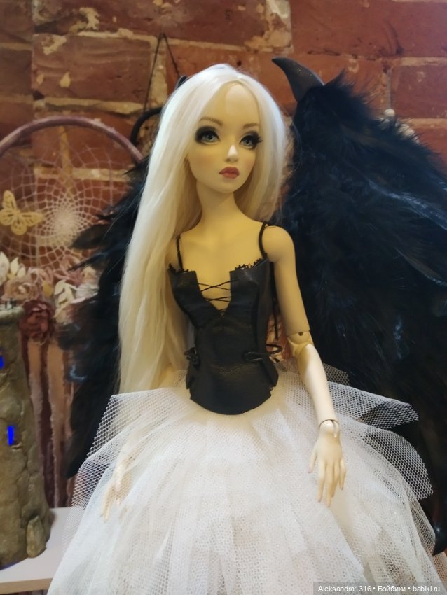 Мой первый бал или история в лицах👩‍🦳👩‍🦰👱