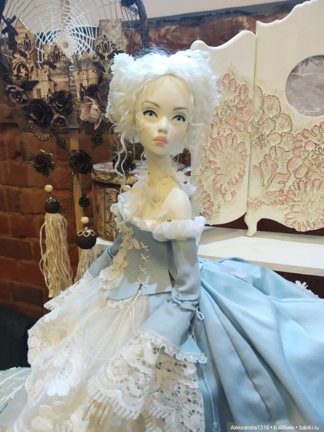 Мой первый бал или история в лицах👩‍🦳👩‍🦰👱