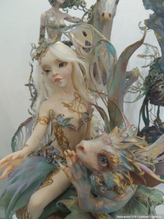 Мой первый бал или история в лицах👩‍🦳👩‍🦰👱