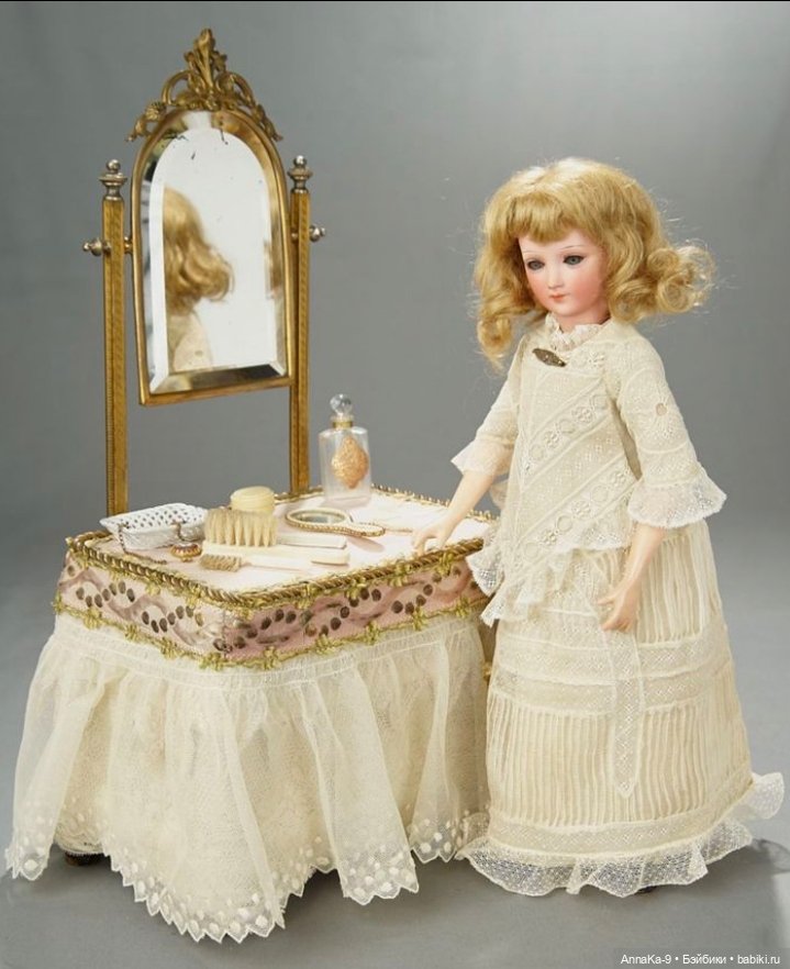 Антикварные туалетные столики для кукол продолжение (фото 6)