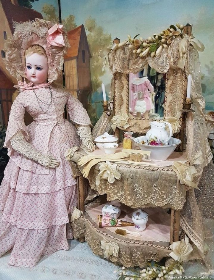 Антикварные туалетные столики для кукол продолжение (фото 4)