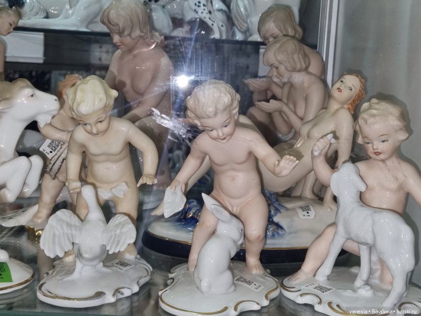 Куклы, фарфоровые статуэтки на Тишинке (фото 9)