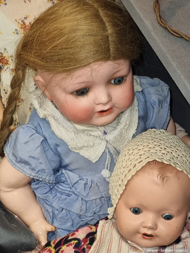 Куклы, фарфоровые статуэтки на Тишинке