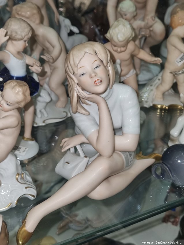 Куклы, фарфоровые статуэтки на Тишинке (фото 8)