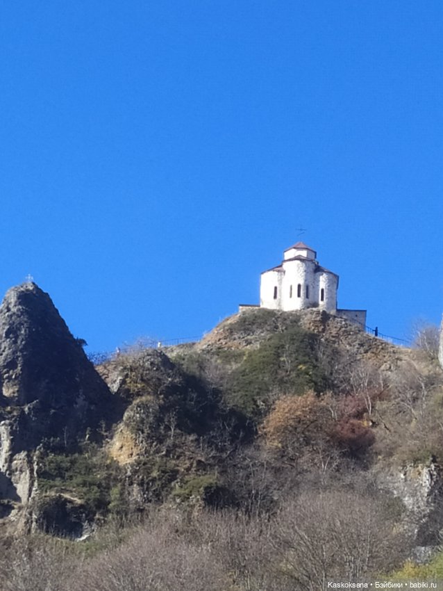 Экскурсия Джи Ен: дорога к древнему Храму