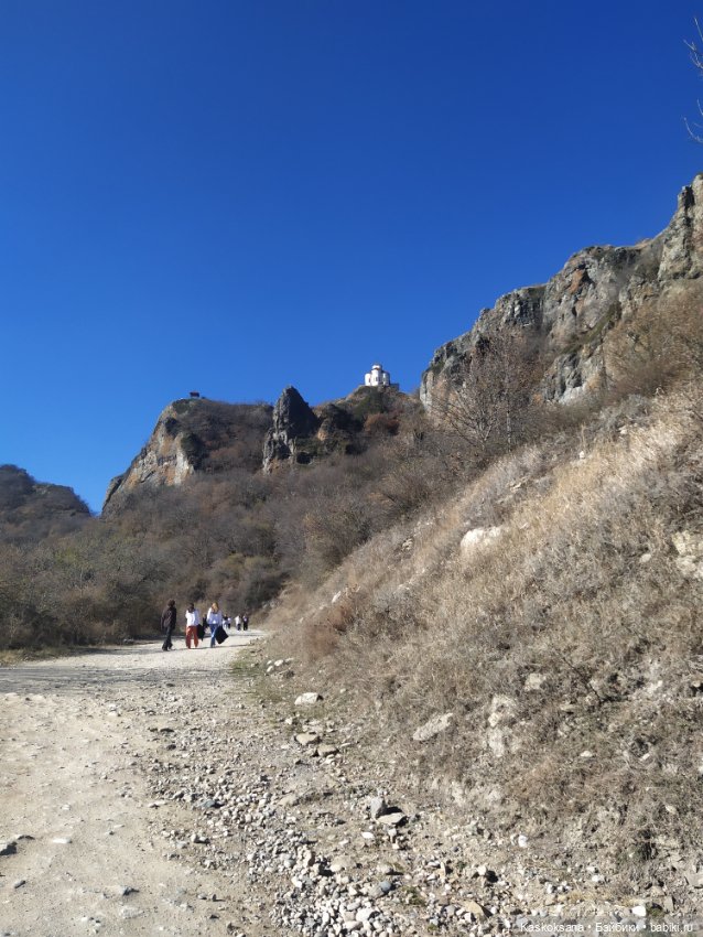 Экскурсия Джи Ен: дорога к древнему Храму