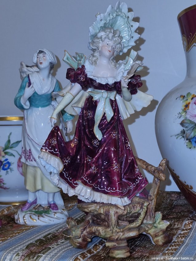 Статуэтки фарфоровые на Тишинке -2