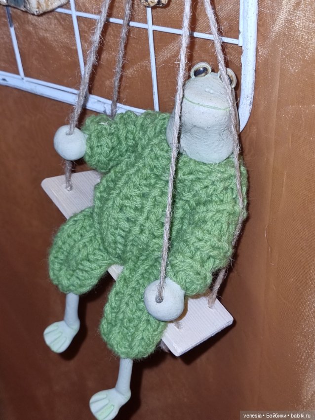 Статуэтки фарфоровые на Тишинке -2