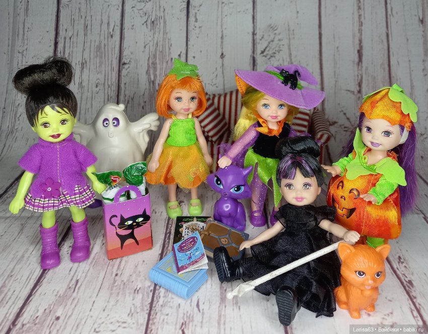 Хэллоуин - наряжаются все