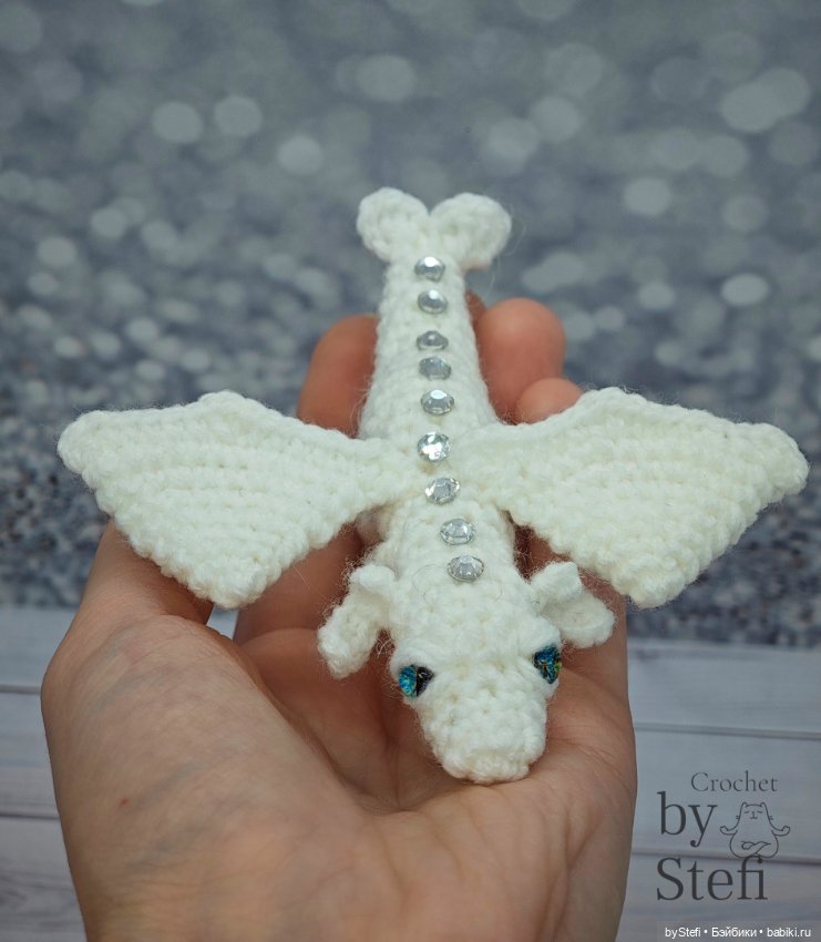 Снежный дракончик — Вязаные игрушки и амигуруми: крючком