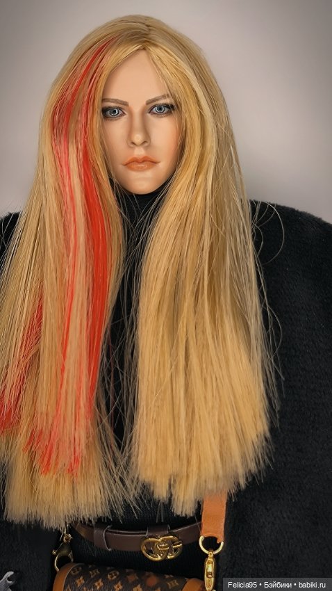 Моя Avril Lavigne но ещё в процессе (фото 5)