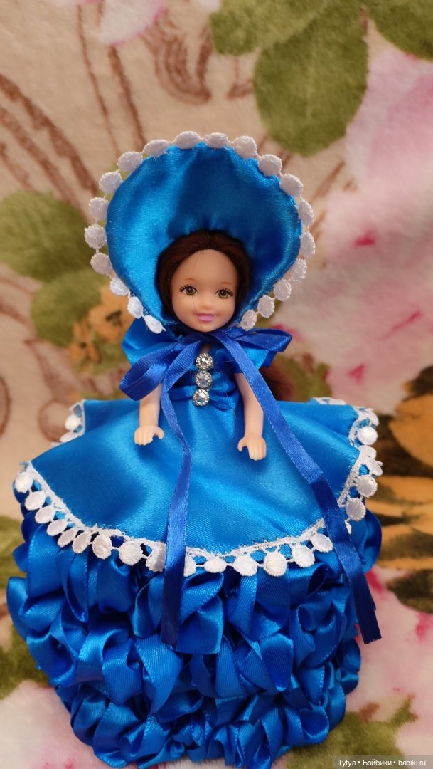 Куколка в оттенках Гжели — Одежда и обувь для кукол своими руками: фото (фото 4)