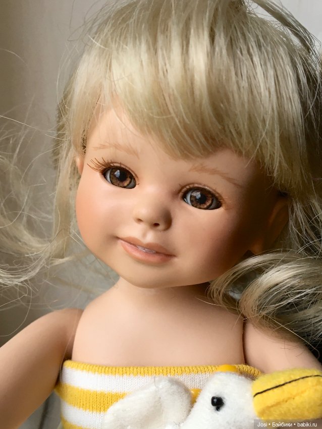 Голубоглазая Alia от Gabriele Muller 2009