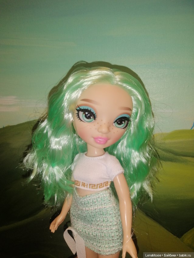 Мои куклы Rainbow high - Дафна Минтон
