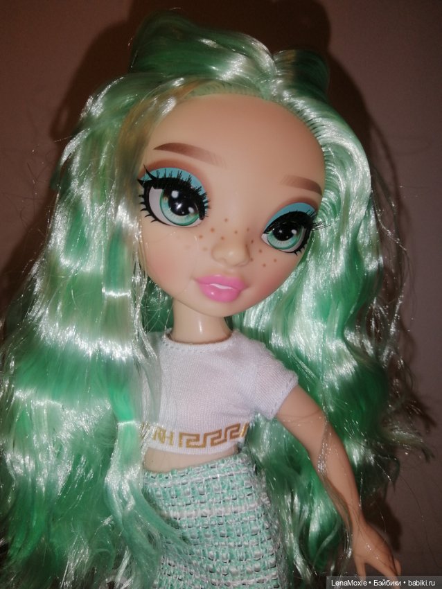 Мои куклы Rainbow high - Дафна Минтон
