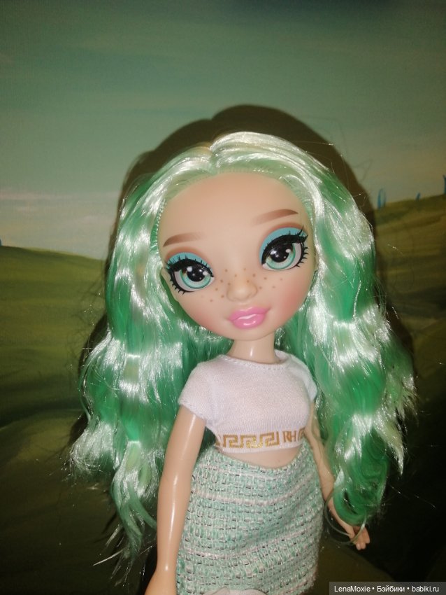 Мои куклы Rainbow high - Дафна Минтон