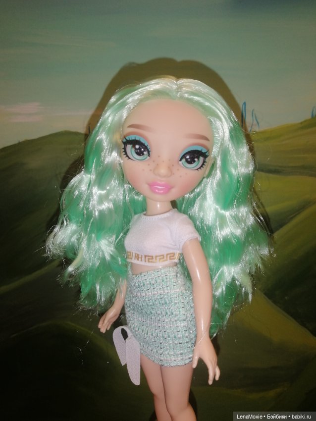 Мои куклы Rainbow high - Дафна Минтон