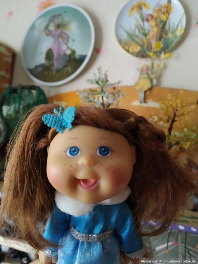 Мне три годика — Коллекции игровых кукол (Playline): фото полок