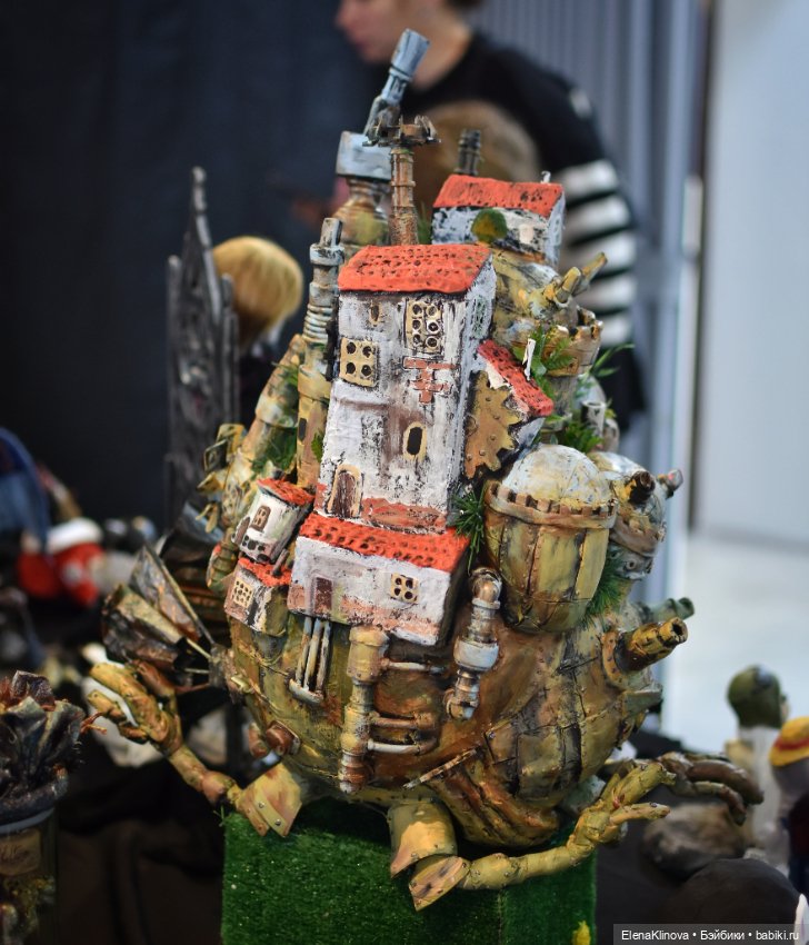 НЕстрашные сказки: лисы, люди и другие животные