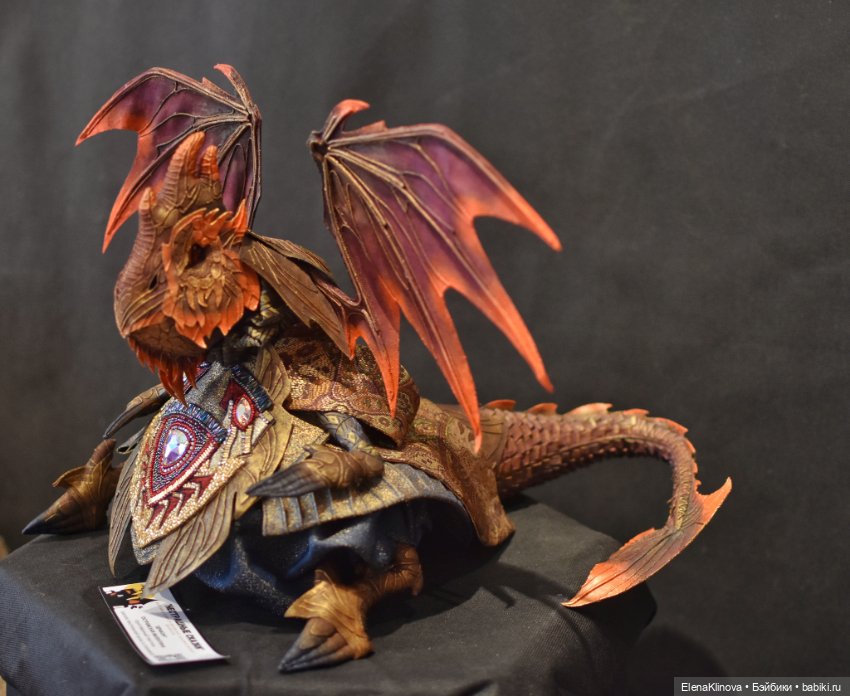 НЕстрашные сказки: лисы, люди и другие животные