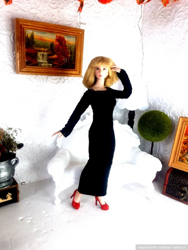 Из боди, в платье — Коллекционные экшн